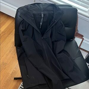 Men’s Lulu Lemon Black Hooded Jacket